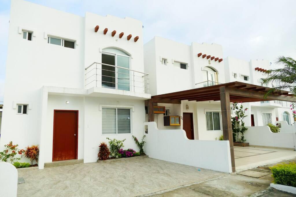 Ecusuites House Iii Altamar 45min Gye Playas